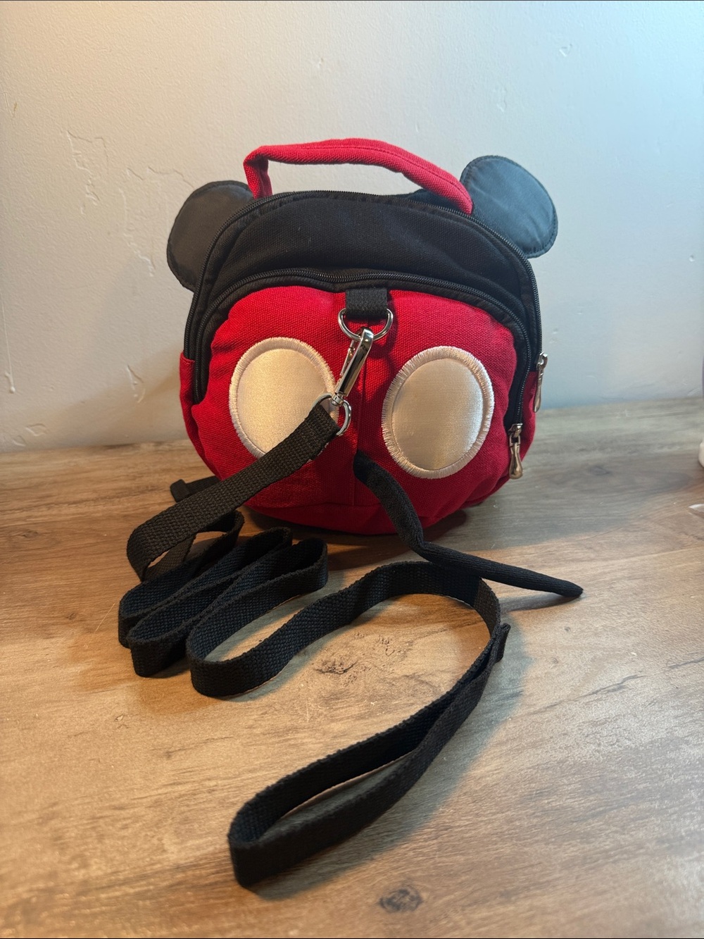 Mickey Mouse Toddler Safety Harness Backpack with Detachable Strap